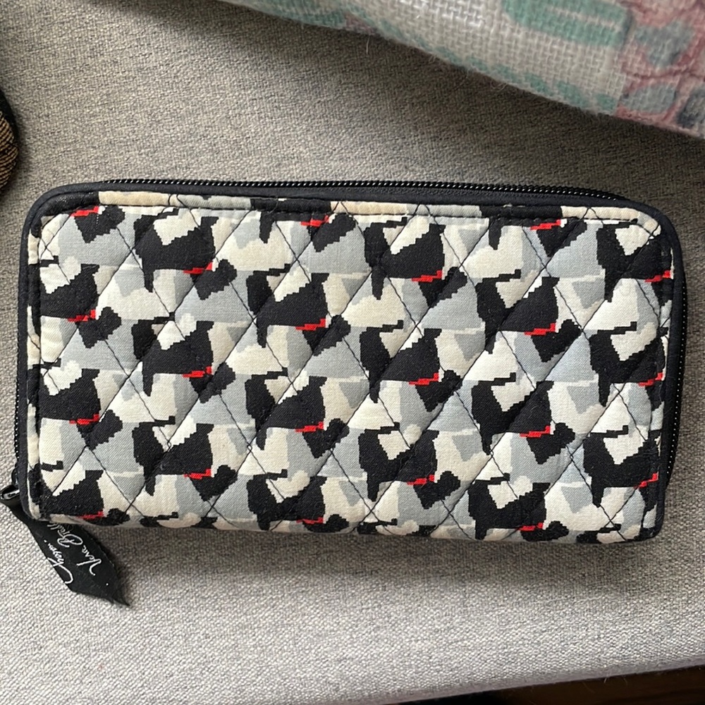 Vera Bradley Scotty Dog zip wallet
